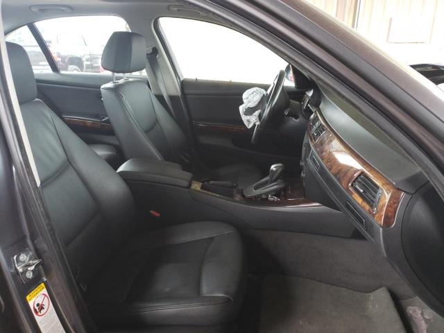 Photo 5 from auction – 2006 BMW 325 I AUTO with VIN WBAVB17566NK35213