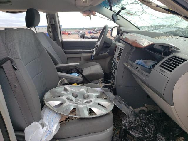 Photo 5 from auction – 2009 CHRYSLER TOWN & COU with VIN 2A8HR44E59R617329