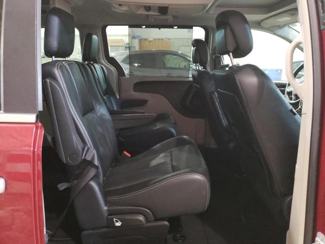 Photo 6 from auction – 2016 CHRYSLER TOWN & COU with VIN 2C4RC1CG1GR271372