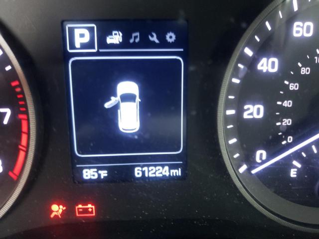 Photo 8 from auction – 2017 HYUNDAI TUCSON LIM with VIN KM8J3CA41HU415780