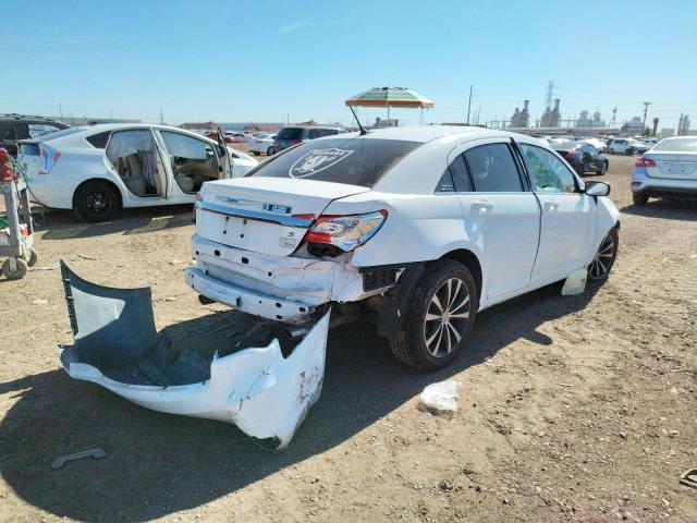 Photo 4 from auction – 2012 CHRYSLER 200 S with VIN 1C3CCBHGXCN151991