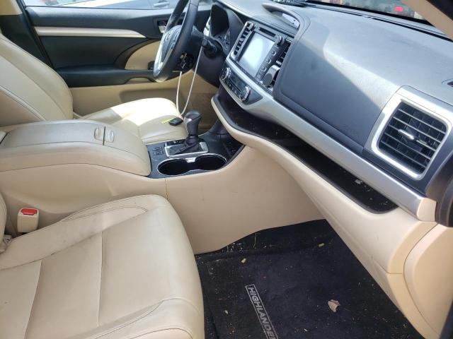 Photo 5 from auction – 2018 TOYOTA HIGHLANDER with VIN 5TDJZRFH9JS863597