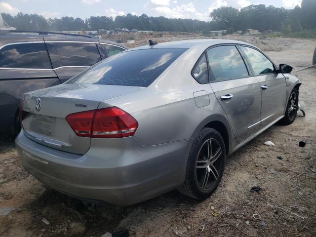 Photo 4 from auction – 2014 VOLKSWAGEN PASSAT S with VIN 1VWAP7A32EC024398