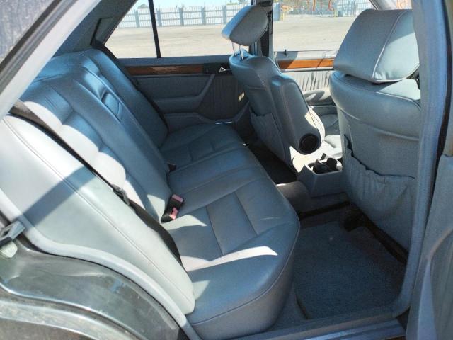 Photo 6 from auction – 1990 MERCEDES-BENZ 300 E with VIN WDBEA30D0LB208331