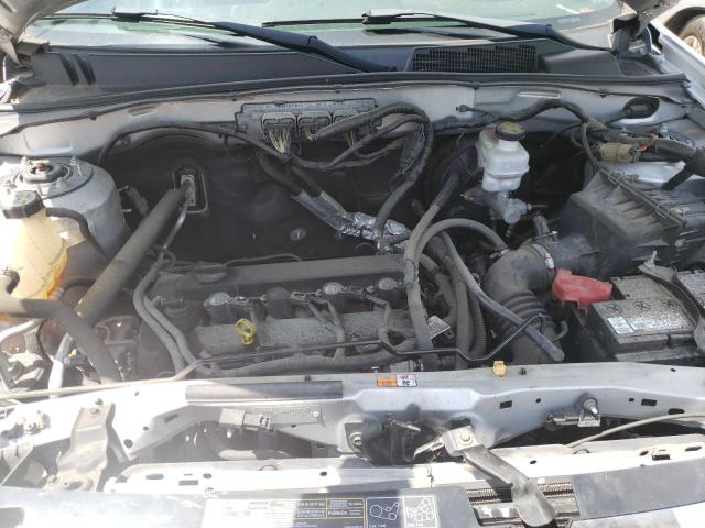 Photo 7 from auction – 2010 FORD ESCAPE LIM with VIN 1FMCU0E78AKC21757