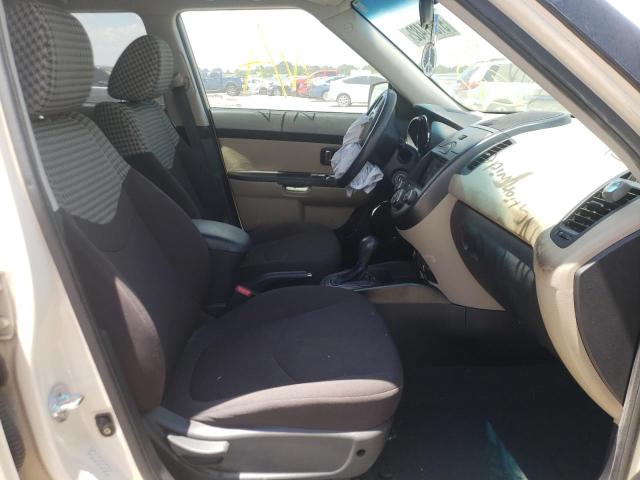 Photo 5 from auction – 2011 KIA SOUL + with VIN KNDJT2A27B7346600