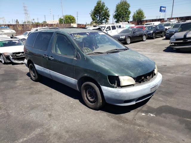 TOYOTA SIENNA CE 2002 with VIN 4T3ZF19C82U444279 - Photo from auction