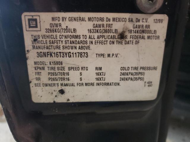 Photo 10 from auction – 2000 CHEVROLET SUBURBAN K with VIN 3GNFK16T3YG117873