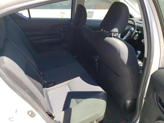 Photo 6 from auction – 2015 TOYOTA PRIUS C with VIN JTDKDTB32F1089546
