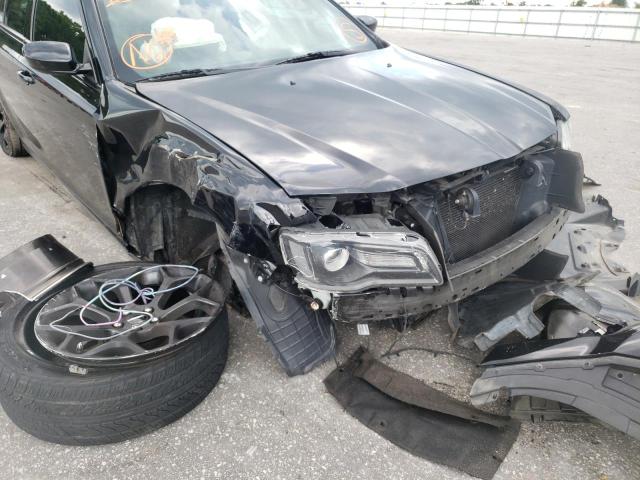 Photo 9 from auction – 2017 CHRYSLER 300 S with VIN 2C3CCABG3HH544928