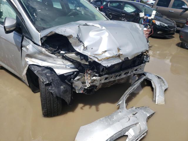 Photo 9 from auction – 2016 FORD FOCUS SE with VIN 1FADP3F29GL351821