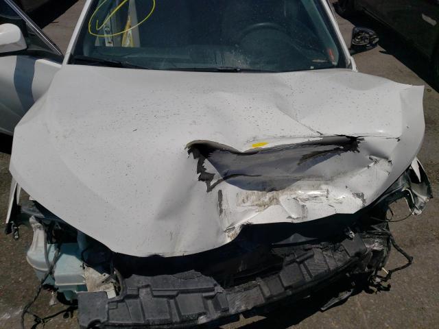 Photo 7 from auction – 2016 TOYOTA CAMRY LE with VIN 4T4BF1FK4GR524827