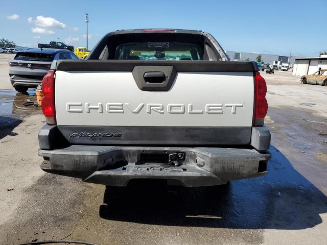 Photo 9 from auction – 2004 CHEVROLET AVALANCHE with VIN 3GNEC12TX4G103171