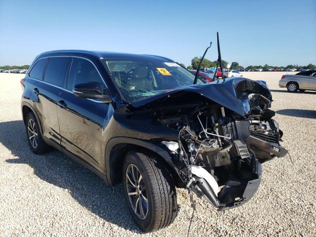 TOYOTA HIGHLANDER 2019 with VIN 5TDKZRFH0KS563551 - Photo from auction