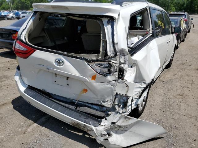 Photo 9 from auction – 2017 TOYOTA SIENNA XLE with VIN 5TDDZ3DC5HS176497