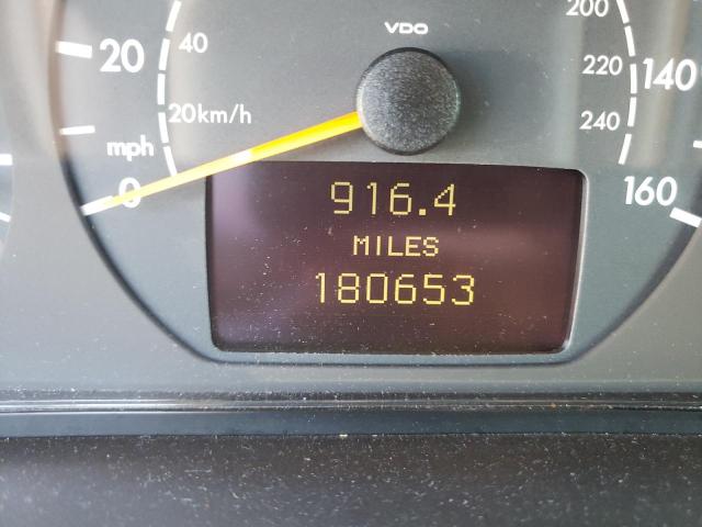 Photo 8 from auction – 2001 MERCEDES-BENZ E 320 with VIN WDBJF65JX1B166554