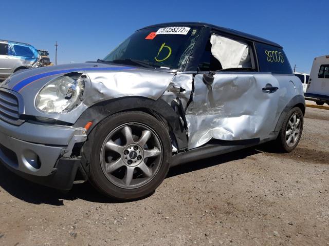 Photo 9 from auction – 2009 MINI COOPER with VIN WMWMF33569TU74813