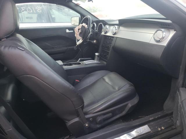 Photo 5 from auction – 2005 FORD MUSTANG with VIN 1ZVHT84N155258792
