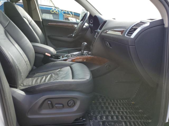 Photo 5 from auction – 2010 AUDI Q5 PREMIUM with VIN WA1LKAFP7AA103813