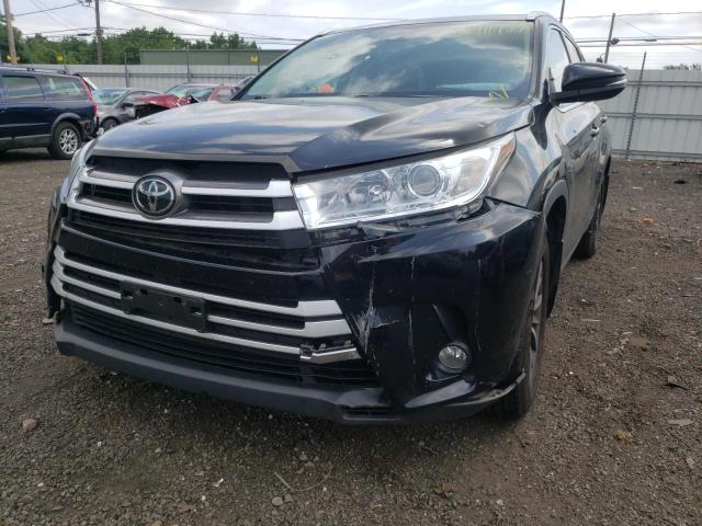Photo 2 from auction – 2018 TOYOTA HIGHLANDER with VIN 5TDJZRFH9JS863597