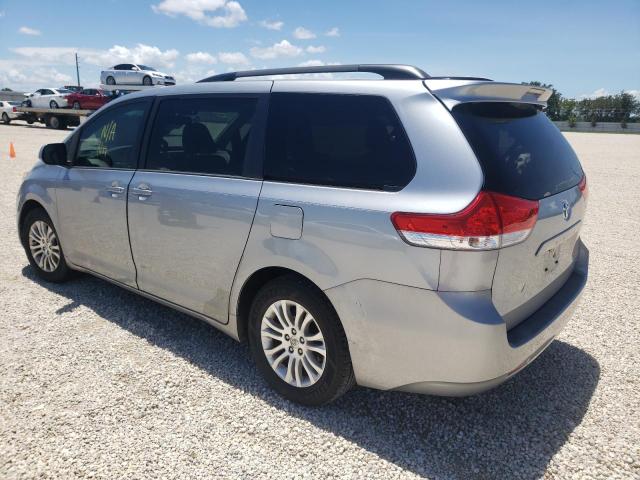 Photo 3 from auction – 2014 TOYOTA SIENNA XLE with VIN 5TDYK3DC1ES504693