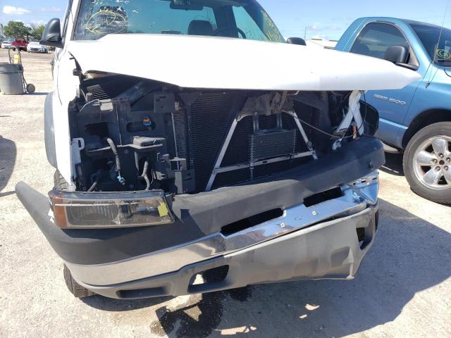Photo 9 from auction – 2005 CHEVROLET SILVERADO with VIN 1GCHC24U35E327988