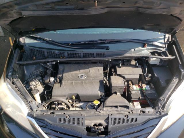 Photo 7 from auction – 2015 TOYOTA SIENNA LE with VIN 5TDKK3DC4FS582358