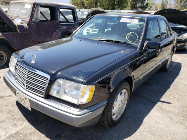 Photo 2 from auction – 1994 MERCEDES-BENZ E 320 with VIN WDBEA32E5RC048231