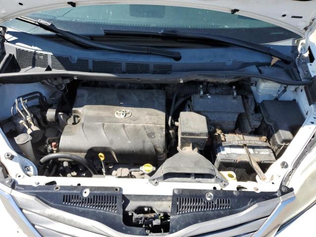 Photo 7 from auction – 2011 TOYOTA SIENNA XLE with VIN 5TDDK3DCXBS001366