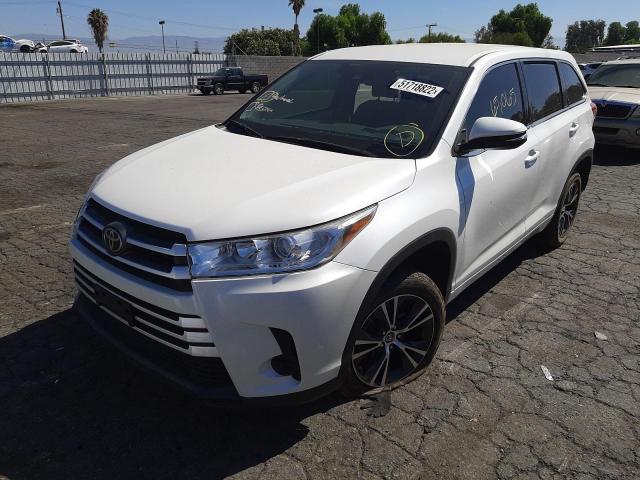 Photo 2 from auction – 2017 TOYOTA HIGHLANDER with VIN 5TDZZRFH5HS212500