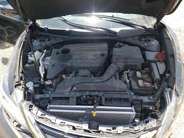 Photo 7 from auction – 2017 NISSAN ALTIMA 2.5 with VIN 1N4AL3AP8HN357553