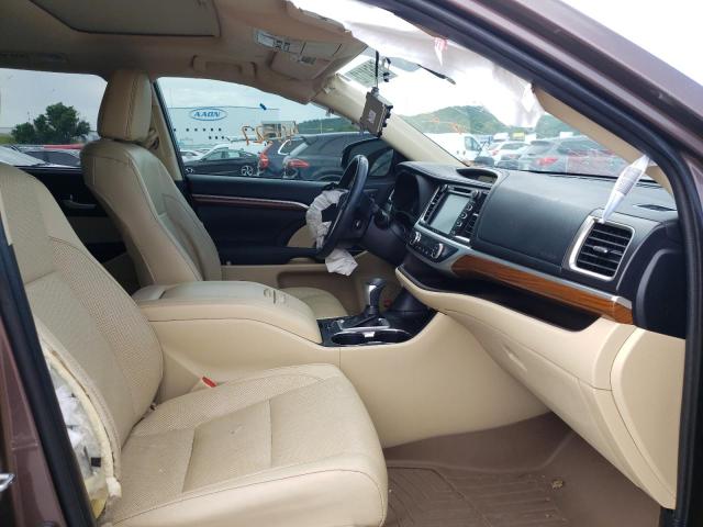 Photo 5 from auction – 2019 TOYOTA HIGHLANDER with VIN 5TDYZRFH0KS306349