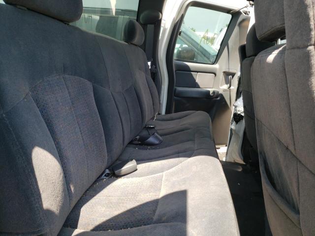 Photo 6 from auction – 2000 CHEVROLET SILVERADO with VIN 1GCEK19V7YE402097