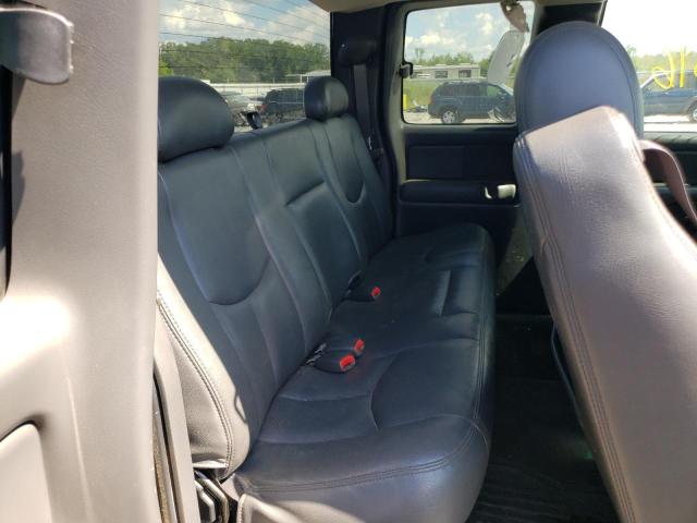 Photo 6 from auction – 2004 CHEVROLET SILVERADO with VIN 2GCEC19T941138615