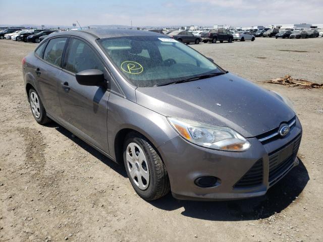 FORD FOCUS S 2014 with VIN 1FADP3E25EL169631 - Photo from auction