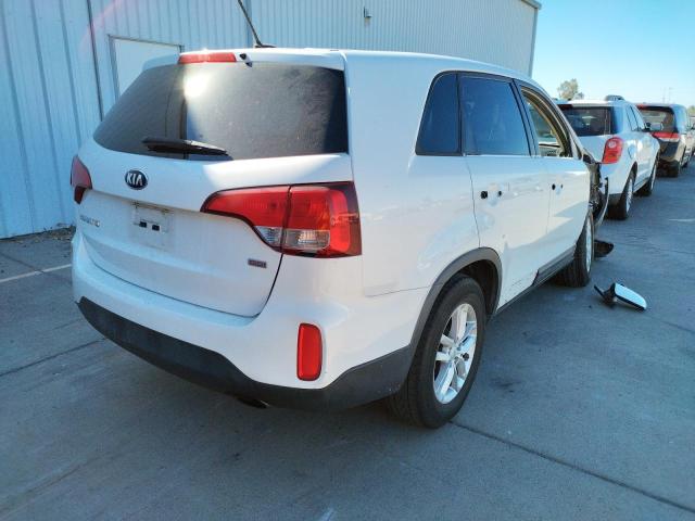 Photo 4 from auction – 2015 KIA SORENTO LX with VIN 5XYKTCA62FG563235