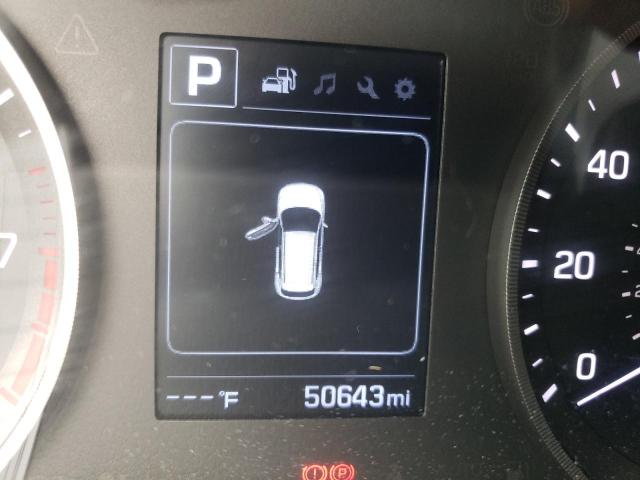 Photo 8 from auction – 2017 HYUNDAI TUCSON LIM with VIN KM8J3CA24HU407512