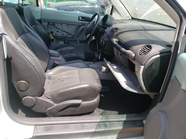 Photo 5 from auction – 2004 VOLKSWAGEN NEW BEETLE with VIN 3VWCD31Y04M323343