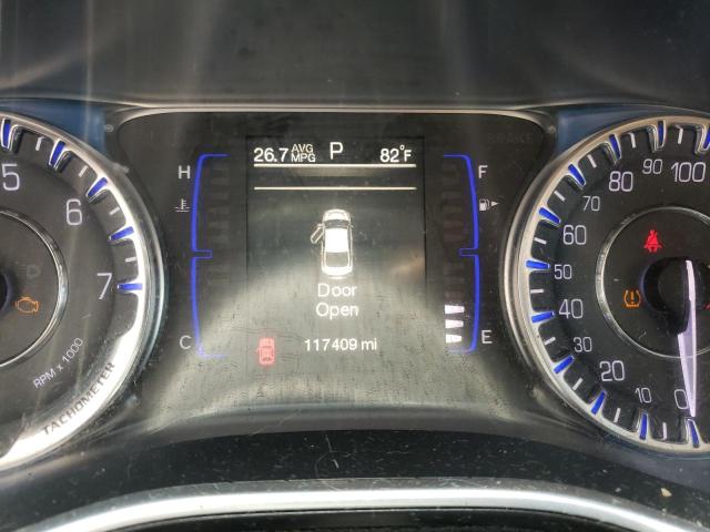 Photo 8 from auction – 2015 CHRYSLER 200 LIMITE with VIN 1C3CCCAB2FN586657