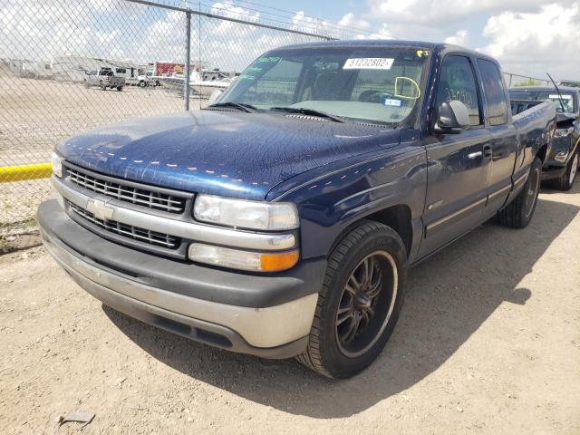 Photo 2 from auction – 2000 CHEVROLET SILVERADO with VIN 2GCEC19T8Y1108155