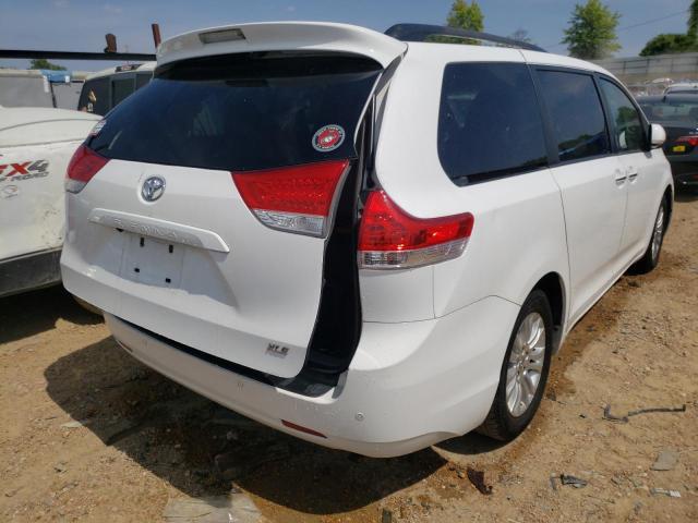 Photo 4 from auction – 2011 TOYOTA SIENNA XLE with VIN 5TDYK3DC2BS149531