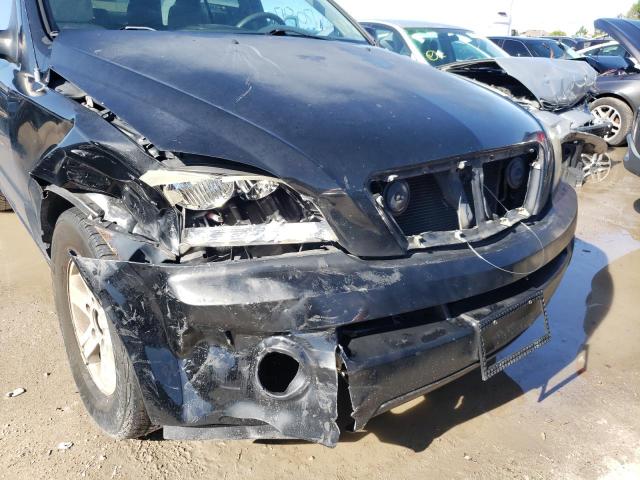 Photo 9 from auction – 2004 KIA SORENTO EX with VIN KNDJD733645198471