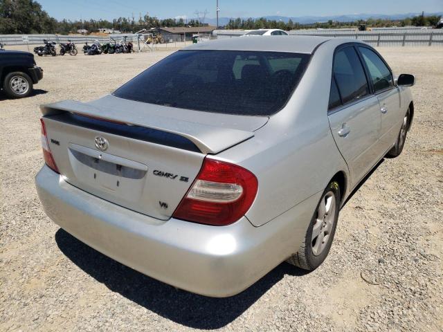 Photo 4 from auction – 2004 TOYOTA CAMRY SE with VIN 4T1BA30K54U502148