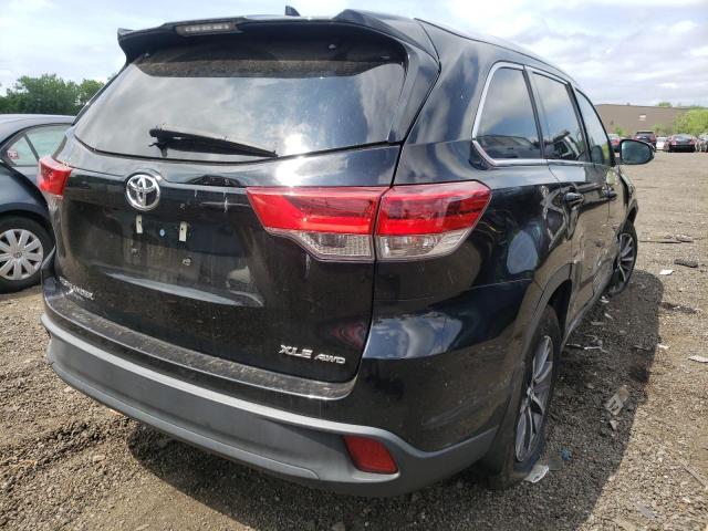 Photo 4 from auction – 2018 TOYOTA HIGHLANDER with VIN 5TDJZRFH9JS863597