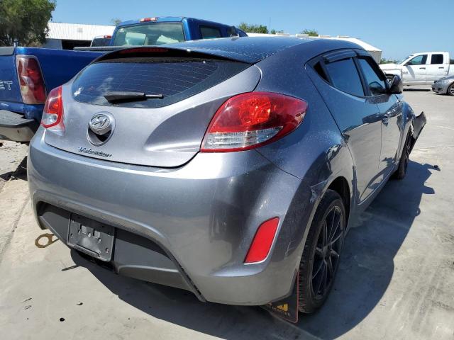 Photo 4 from auction – 2017 HYUNDAI VELOSTER with VIN KMHTC6AD9HU305019