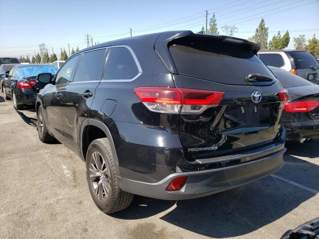 Photo 3 from auction – 2018 TOYOTA HIGHLANDER with VIN 5TDZZRFH4JS259684