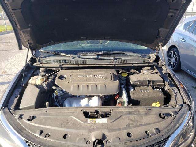 Photo 7 from auction – 2016 CHRYSLER 200 LIMITE with VIN 1C3CCCABXGN133808