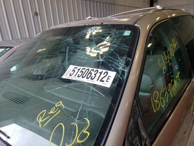 Photo 9 from auction – 2003 CHRYSLER TOWN & COU with VIN 2C8GP64L73R168034