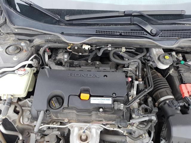Photo 7 from auction – 2017 HONDA CIVIC LX with VIN 2HGFC2E59HH015333