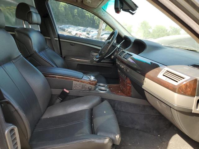 Photo 5 from auction – 2005 BMW 7 SERIES with VIN WBAGN83585DK11272